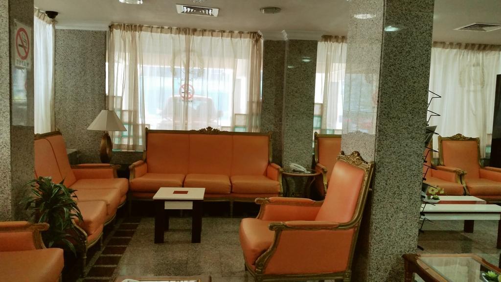 두바이 Deebaj Al Khabisi Plaza 아파트 호텔 외부 사진